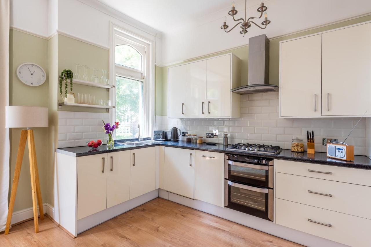 Prime Location Cardiff Pontcanna Modern 2 Bedroom Apartment With Privat Parking المظهر الخارجي الصورة